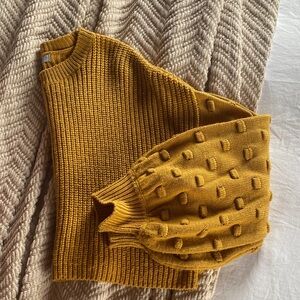 Golden Textured Women's Crew Neck Sweater